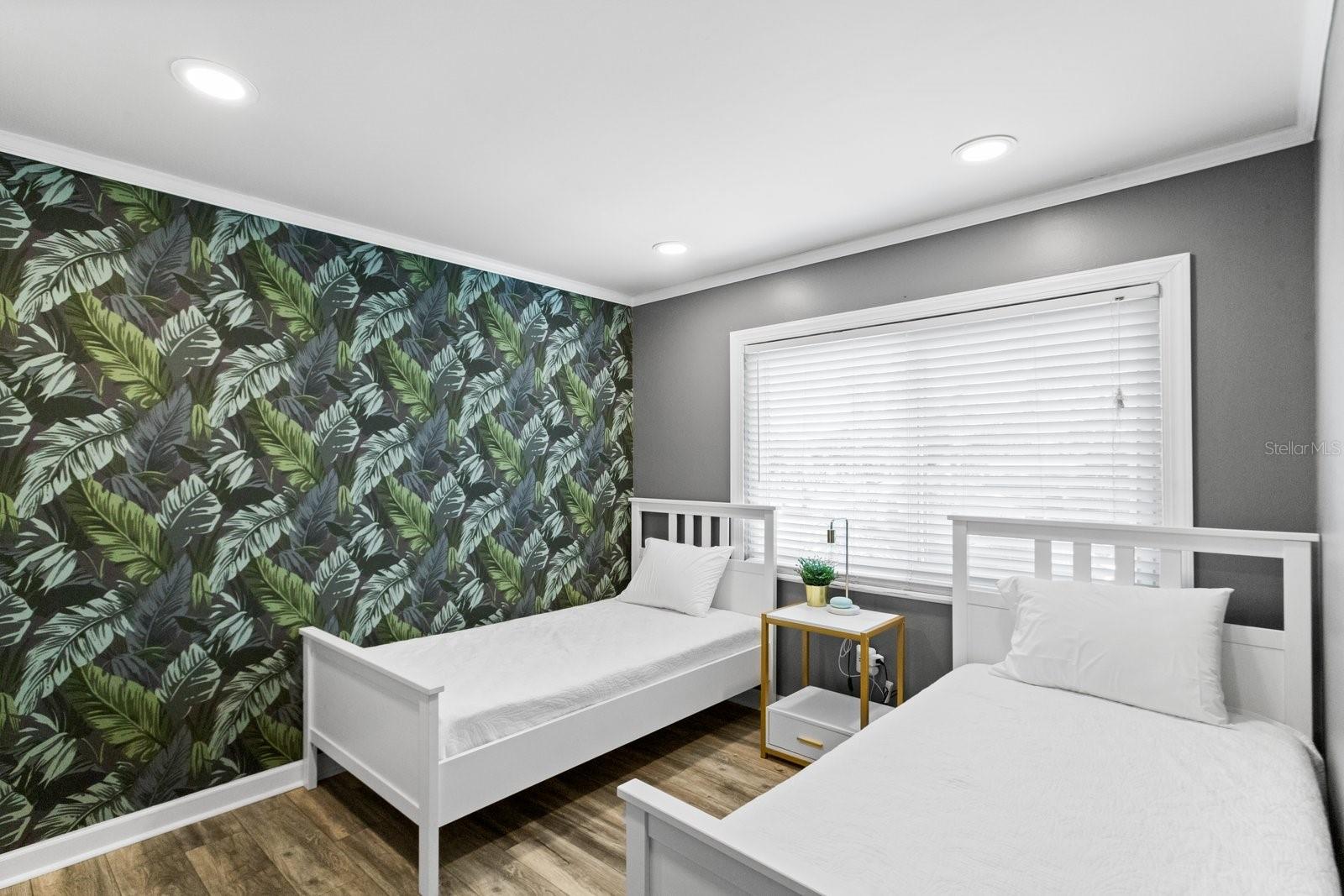 Image 19 of 39 For 3401 Manatee Drive Se