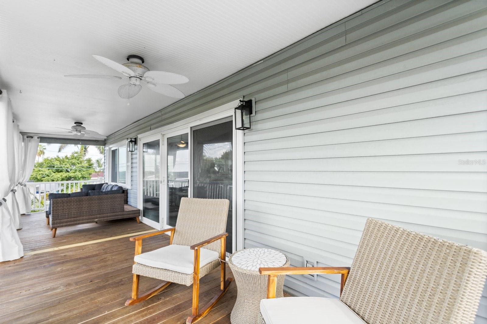 Image 24 of 39 For 3401 Manatee Drive Se