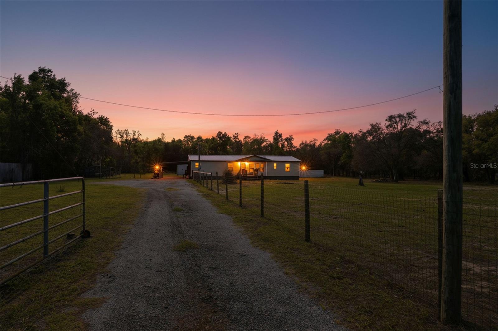 Details for 16040 Platinum Drive, Spring Hill, FL 34610