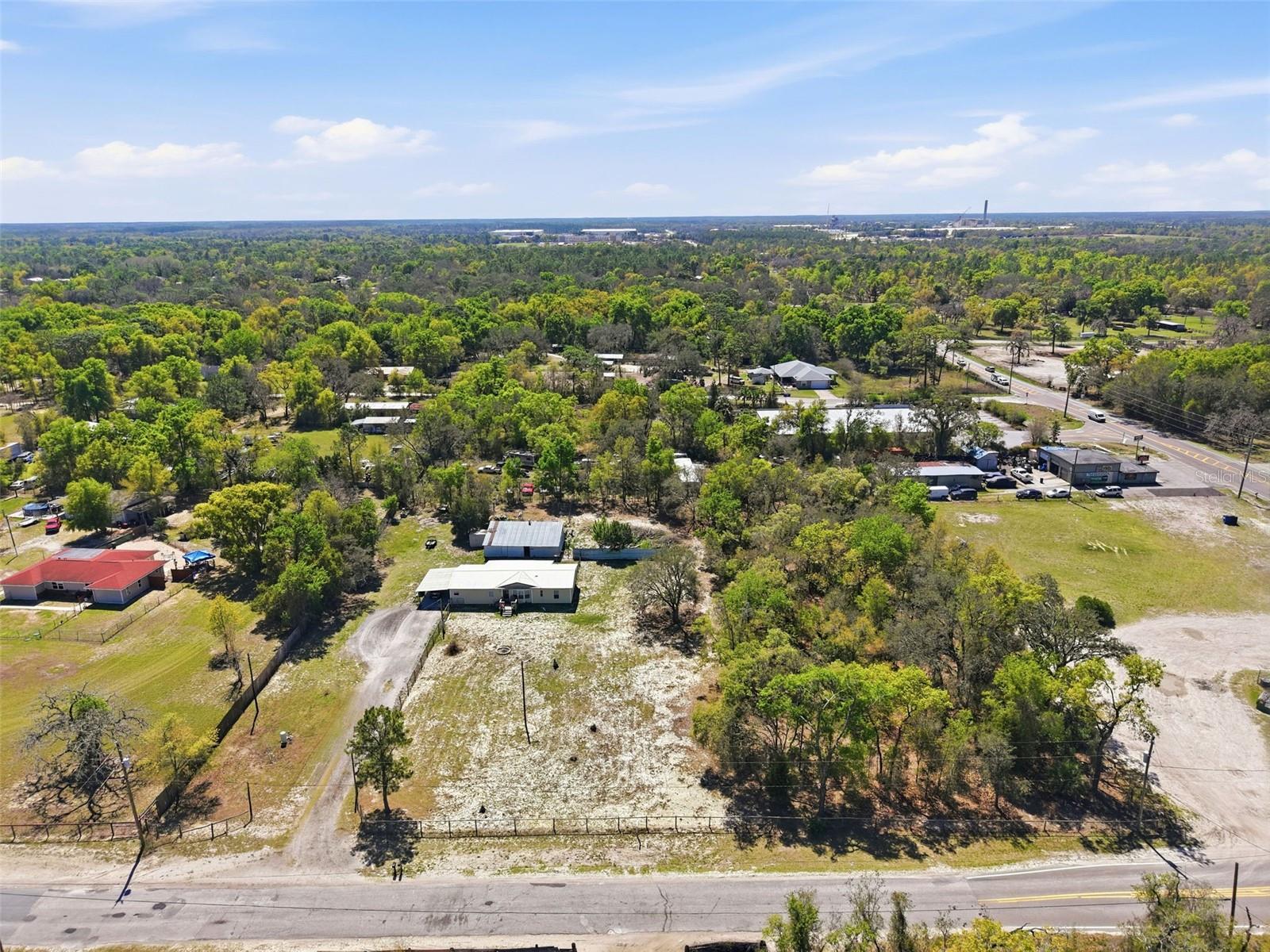 Image 19 of 58 For 16040 Platinum Drive