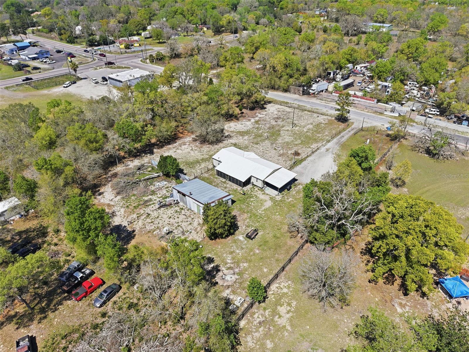 Image 24 of 58 For 16040 Platinum Drive