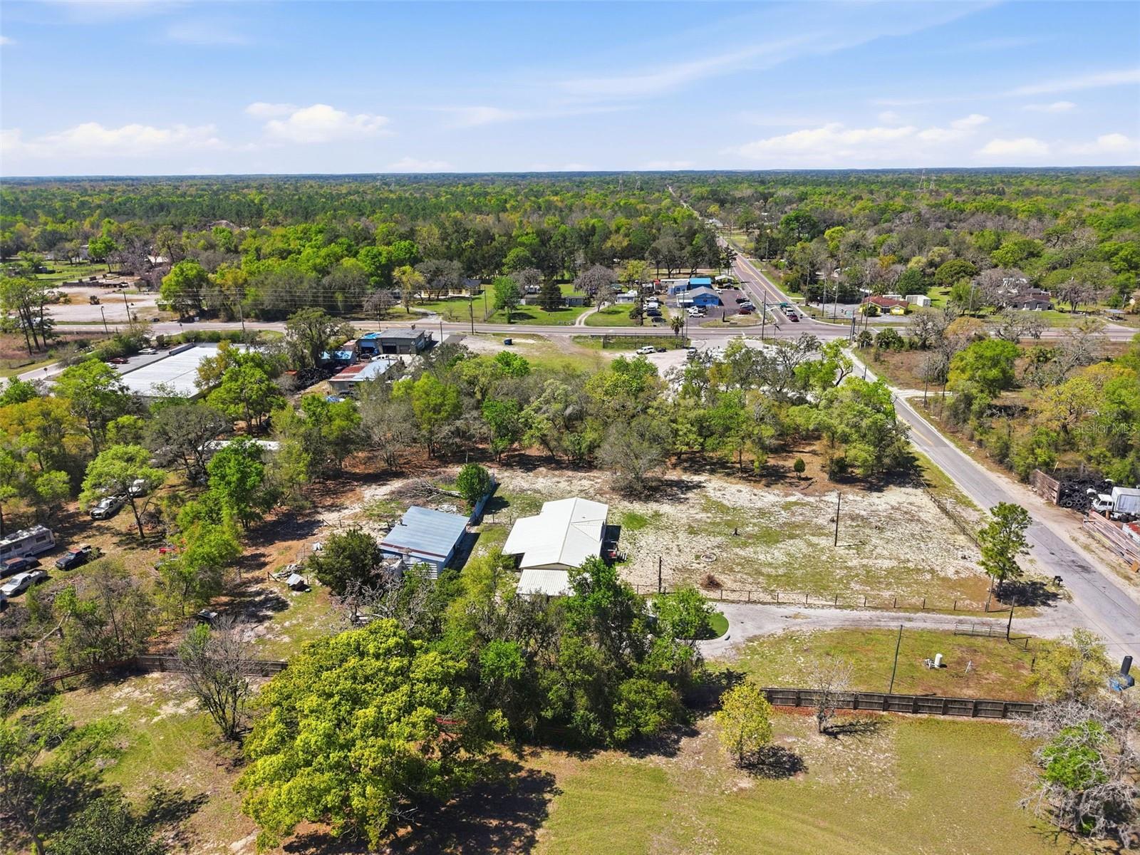 Image 25 of 58 For 16040 Platinum Drive