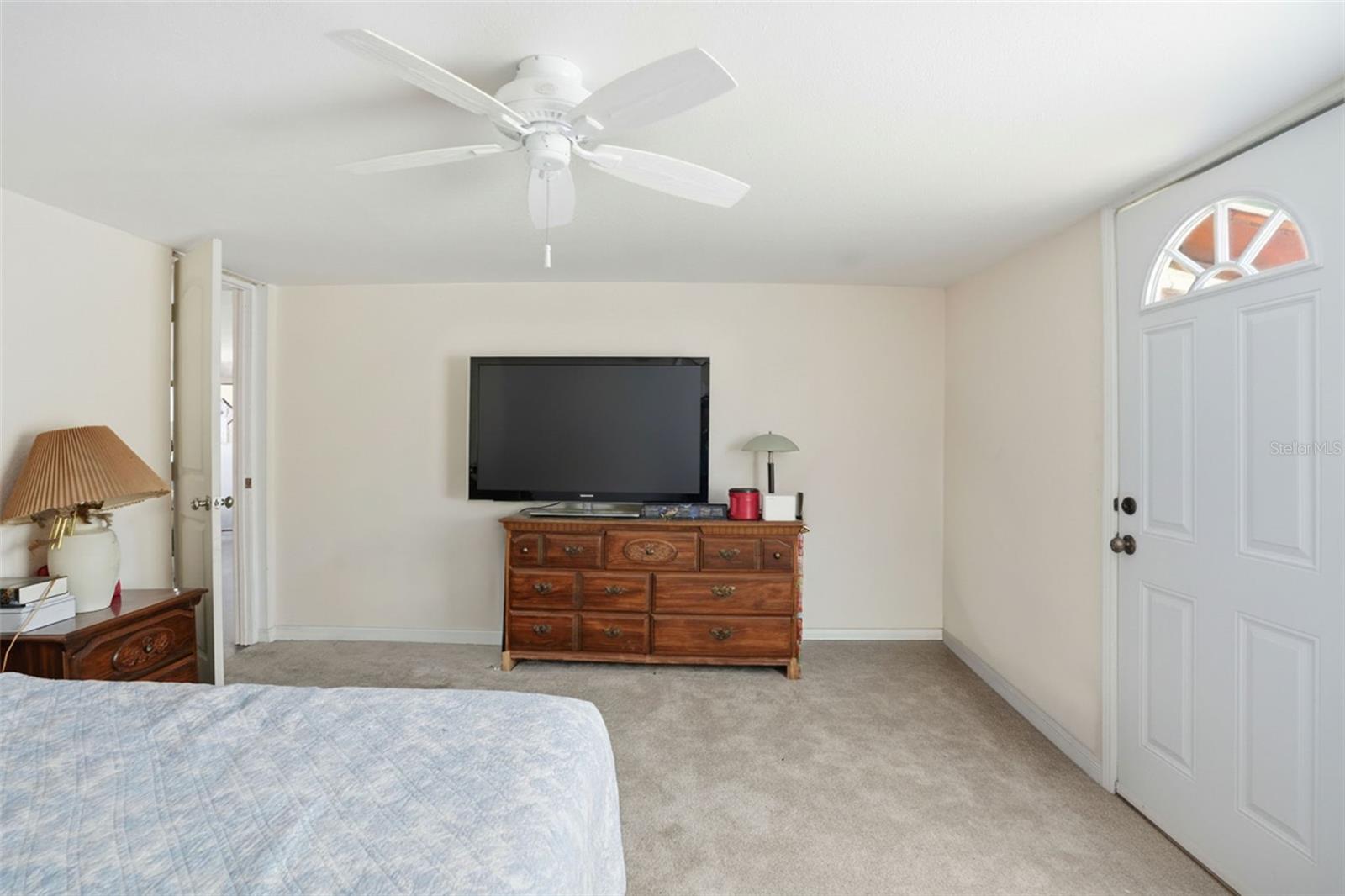 Image 38 of 58 For 16040 Platinum Drive