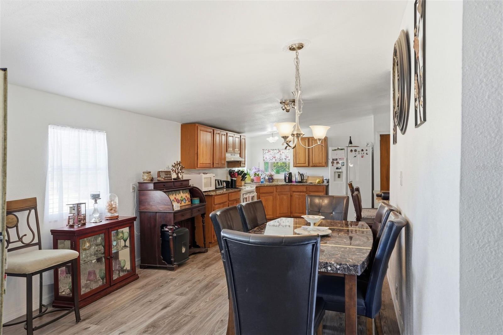 Image 40 of 58 For 16040 Platinum Drive