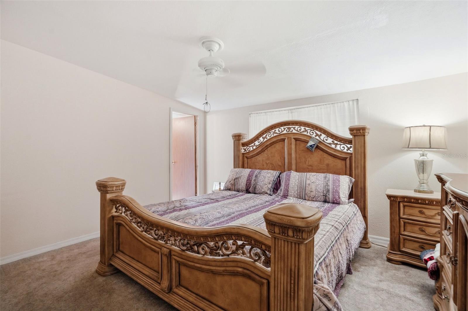 Image 42 of 58 For 16040 Platinum Drive