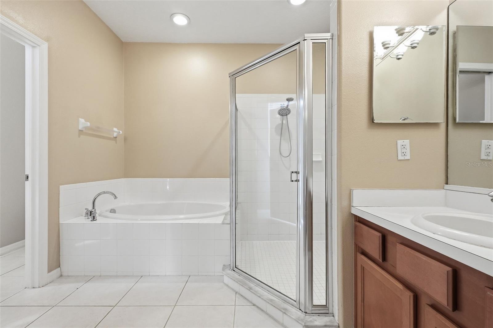 Image 21 of 76 For 19106 Beatrice Lane