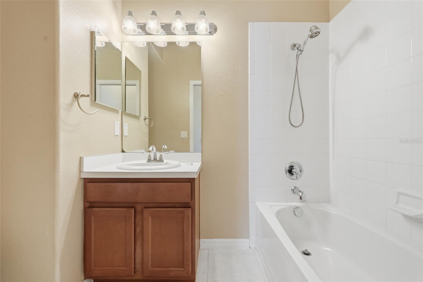 Image 27 of 76 For 19106 Beatrice Lane