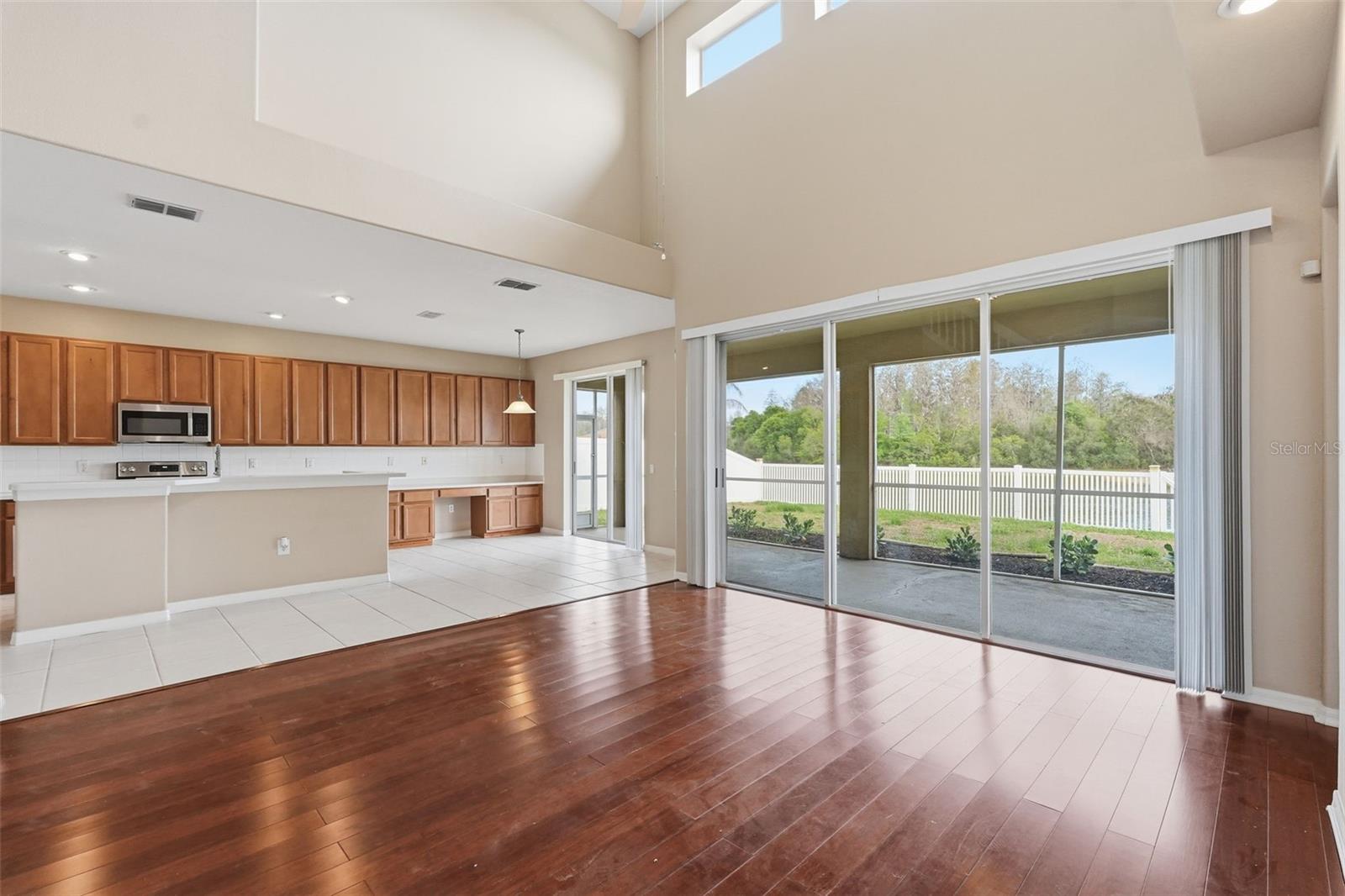 Image 34 of 76 For 19106 Beatrice Lane