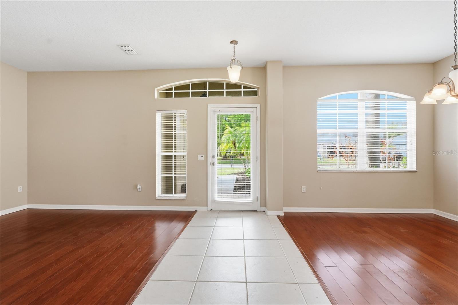 Image 6 of 76 For 19106 Beatrice Lane