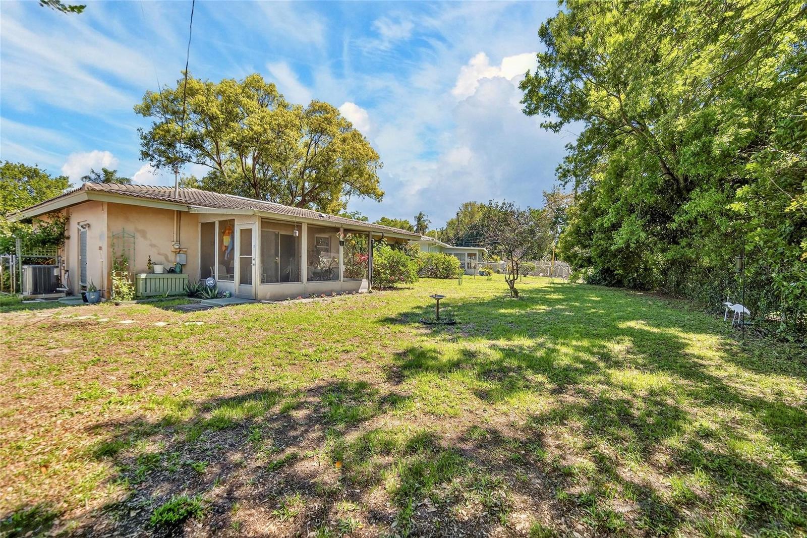 Image 17 of 43 For 2305 Indigo Drive