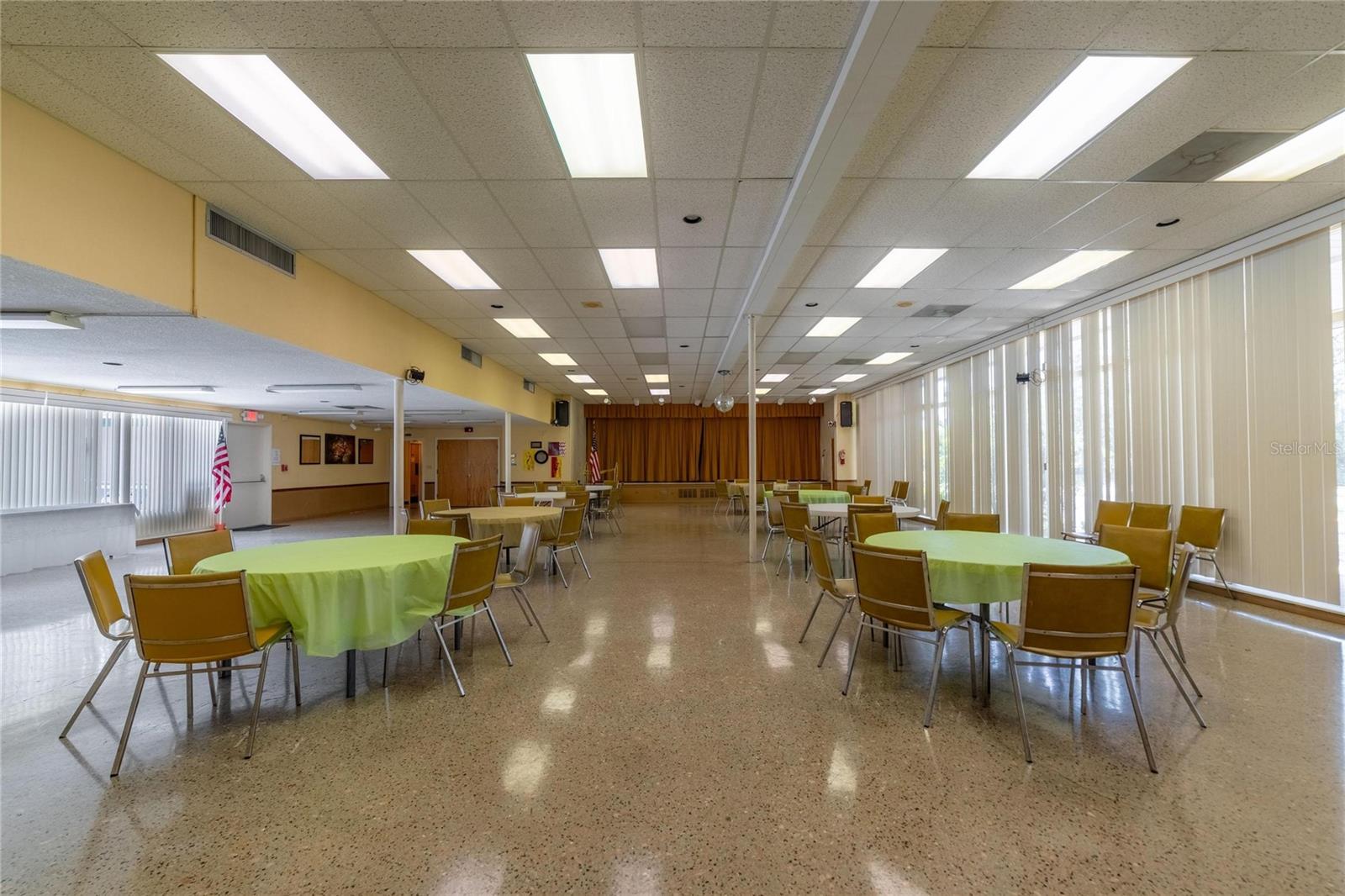 Image 39 of 43 For 2305 Indigo Drive