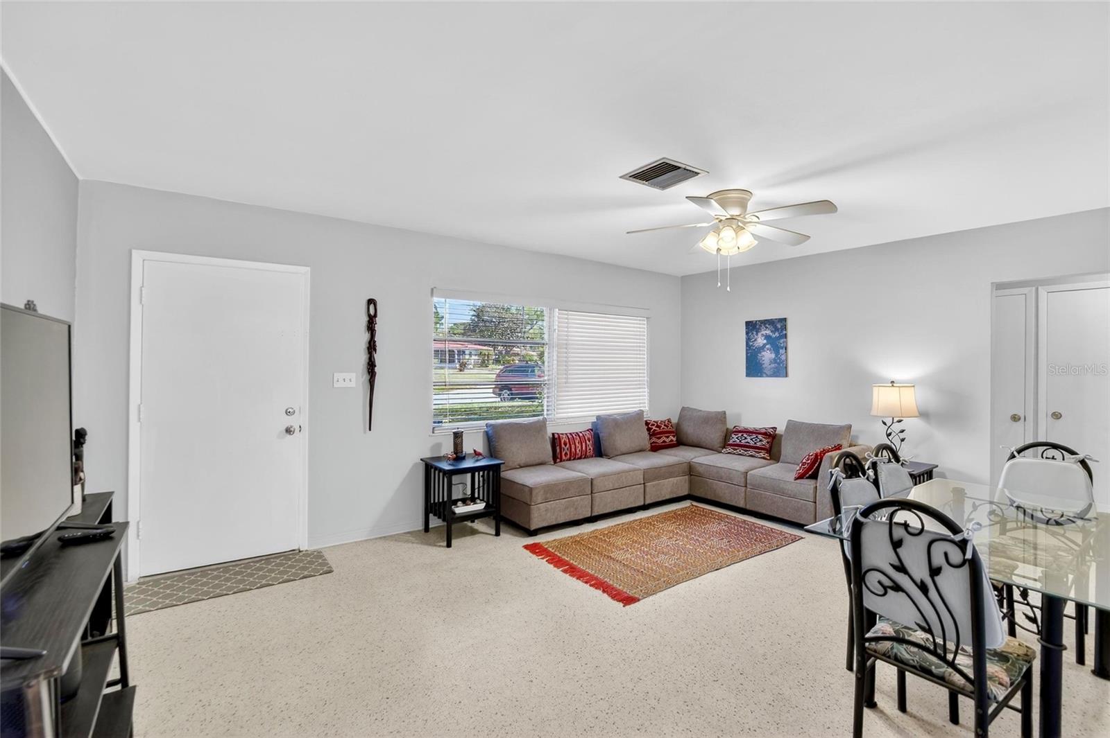 Image 5 of 43 For 2305 Indigo Drive