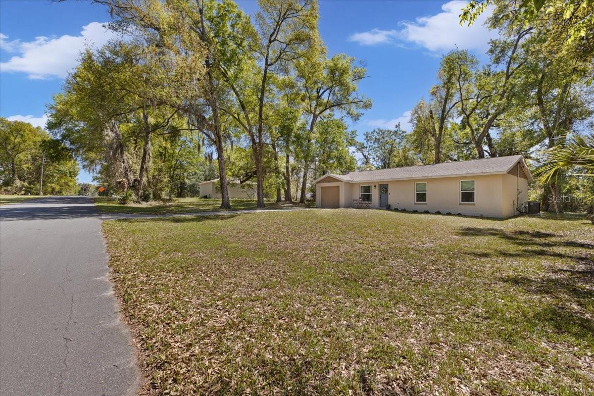 Image 2 of 49 For 606 Wilson Street