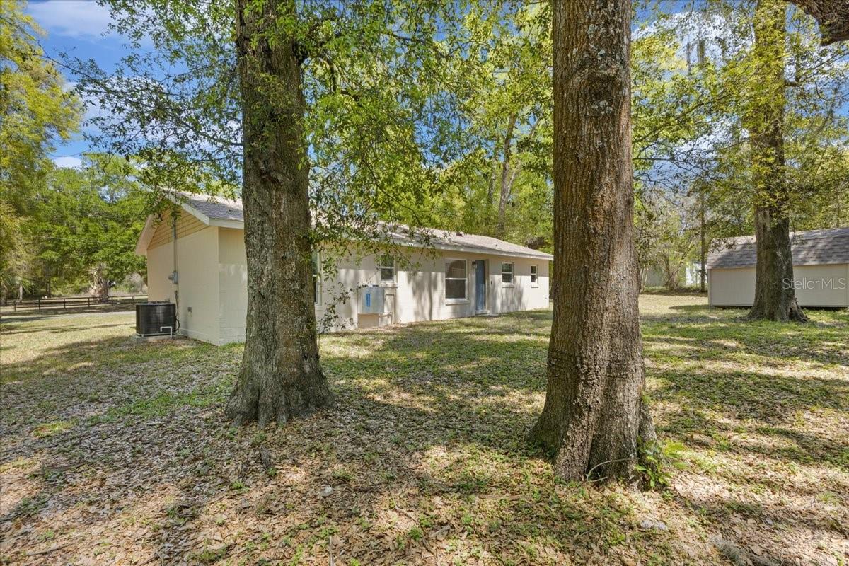 Image 32 of 49 For 606 Wilson Street