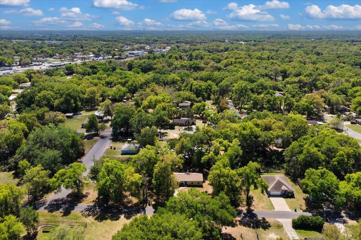 Image 43 of 49 For 606 Wilson Street