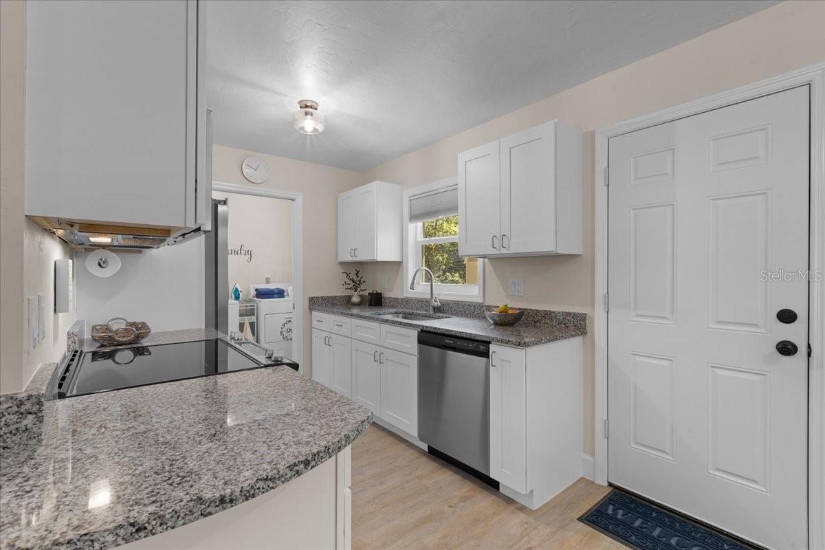 Image 5 of 49 For 606 Wilson Street