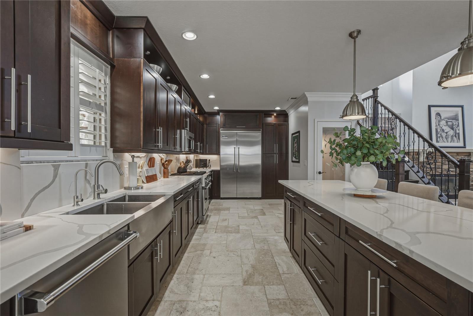 Image 16 of 71 For 6117 Russell Street