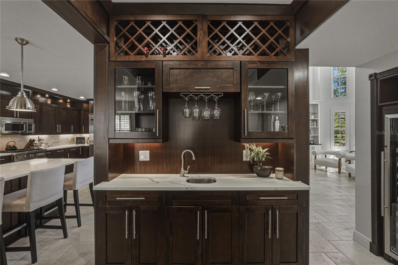 Image 27 of 71 For 6117 Russell Street