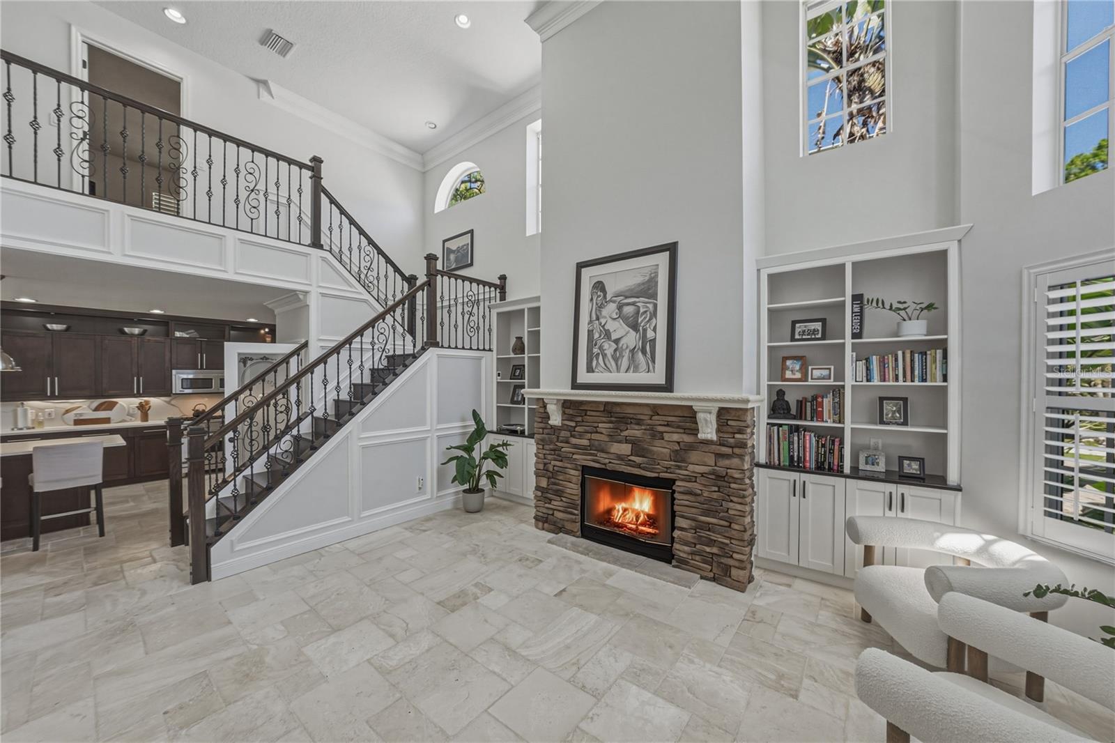 Image 8 of 71 For 6117 Russell Street