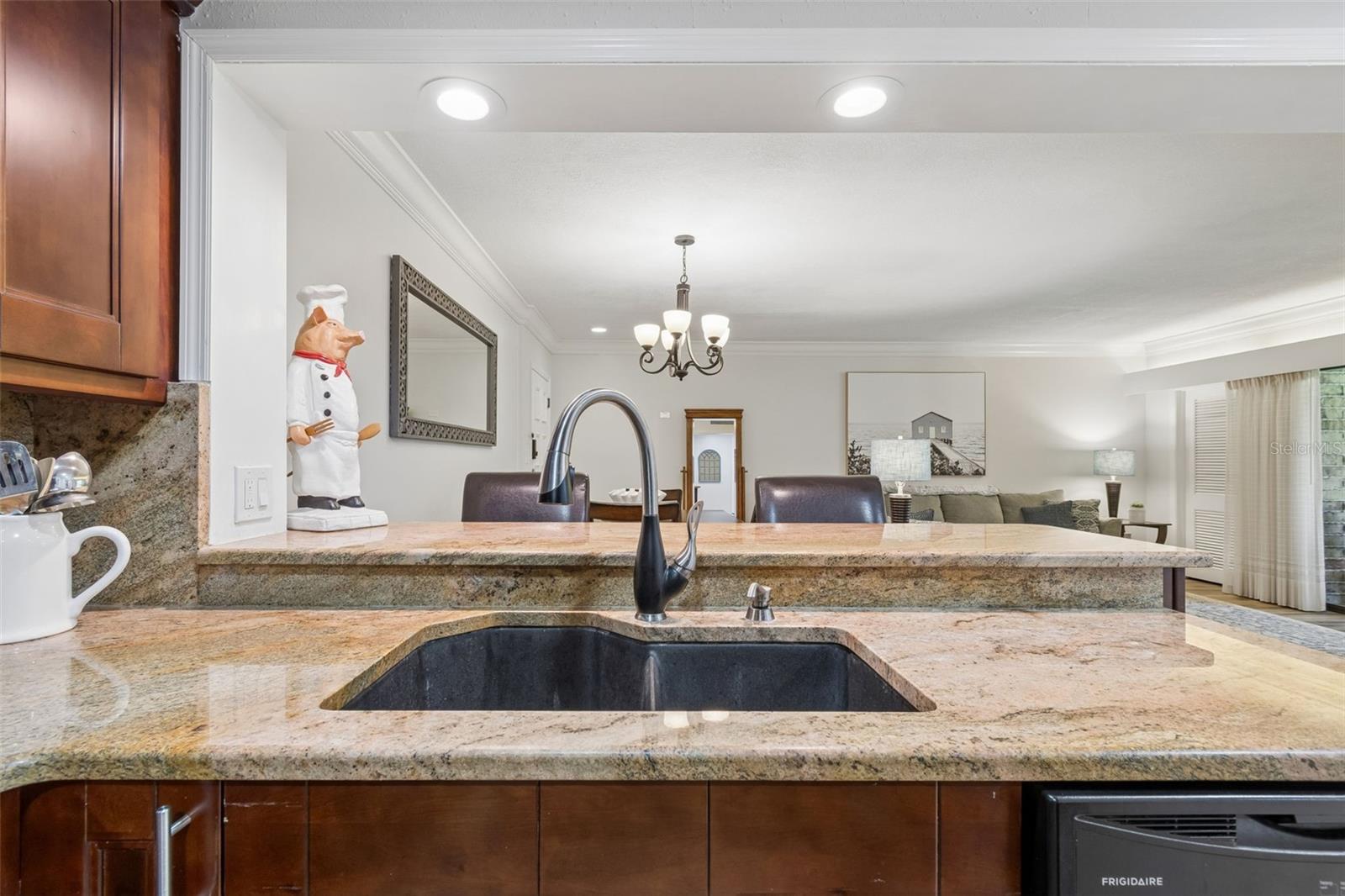 Image 14 of 60 For 36750 Us Highway 19 N 06207