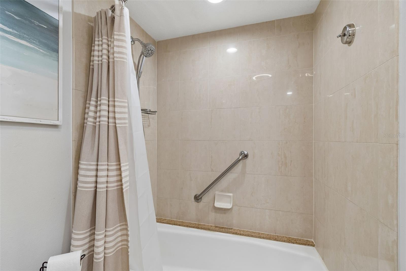 Image 20 of 60 For 36750 Us Highway 19 N 06207