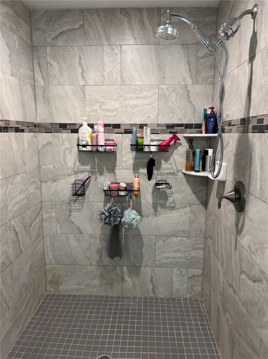 Image 21 of 39 For 172 Linder Drive