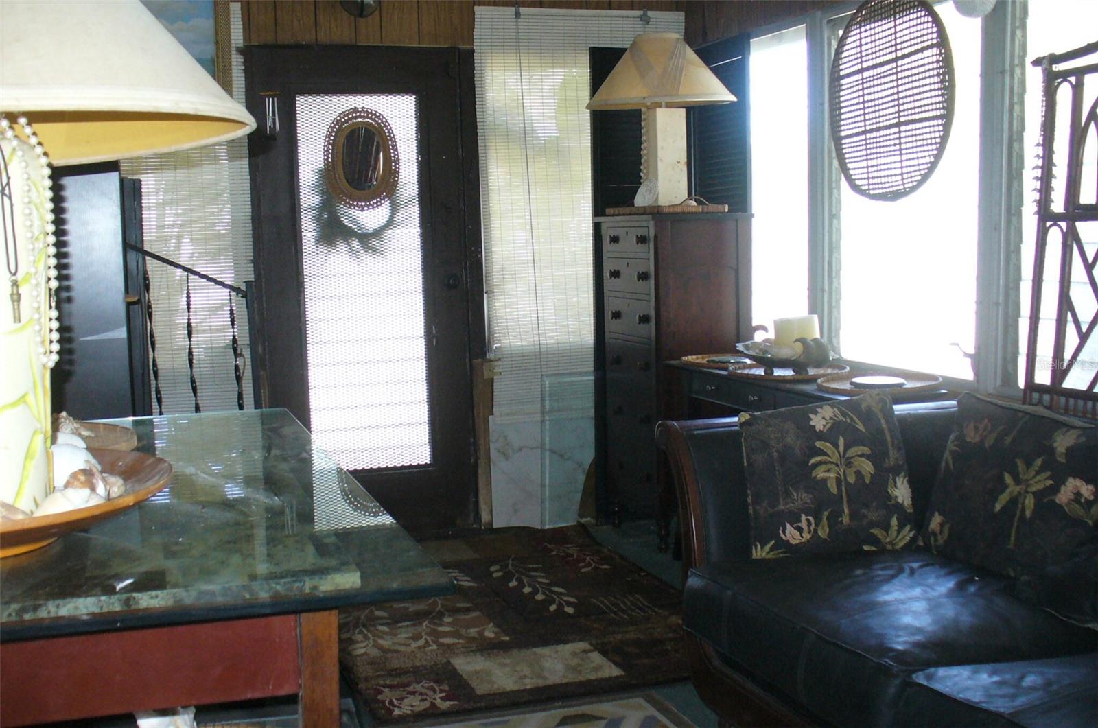 Listing photo id 9 for 7801 34th Avenue N 2