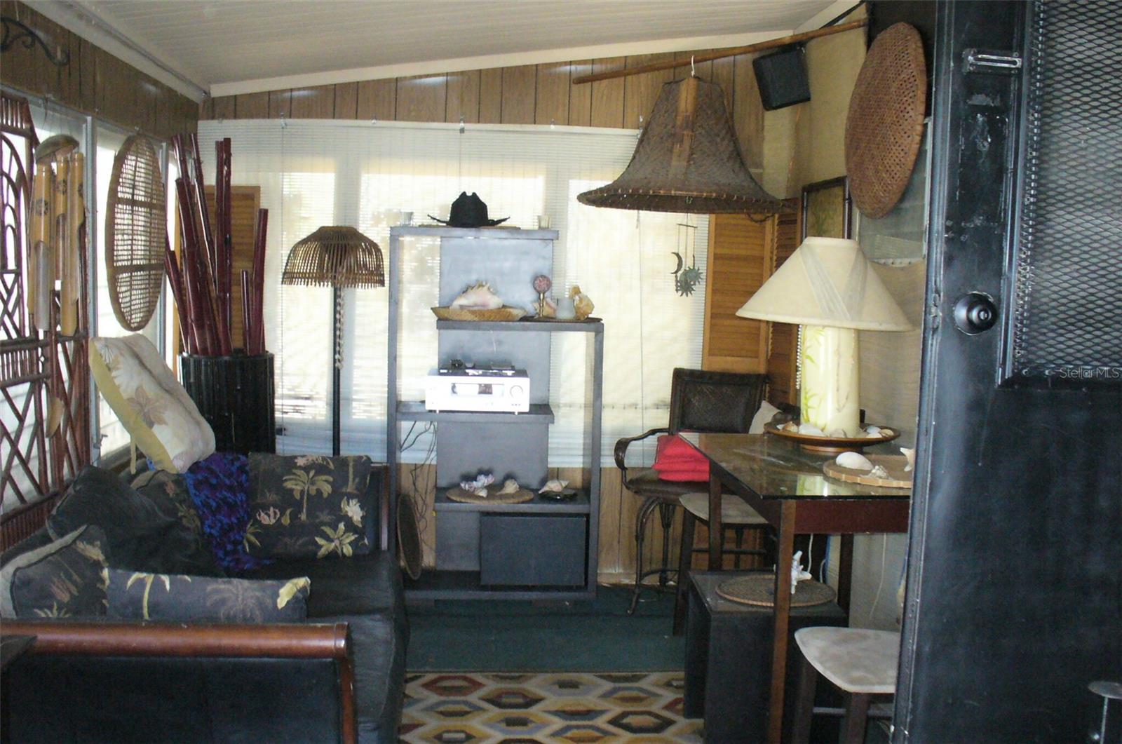 Listing photo id 10 for 7801 34th Avenue N 2