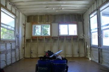 Listing photo id 21 for 7801 34th Avenue N 2