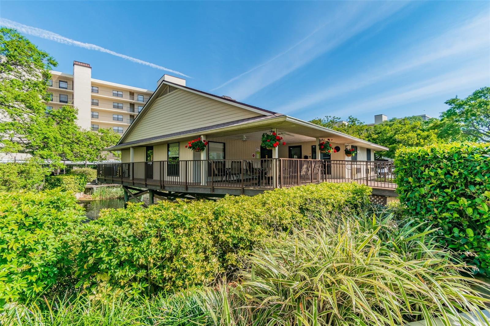 Image 64 of 99 For 900 Cove Cay Drive 5f