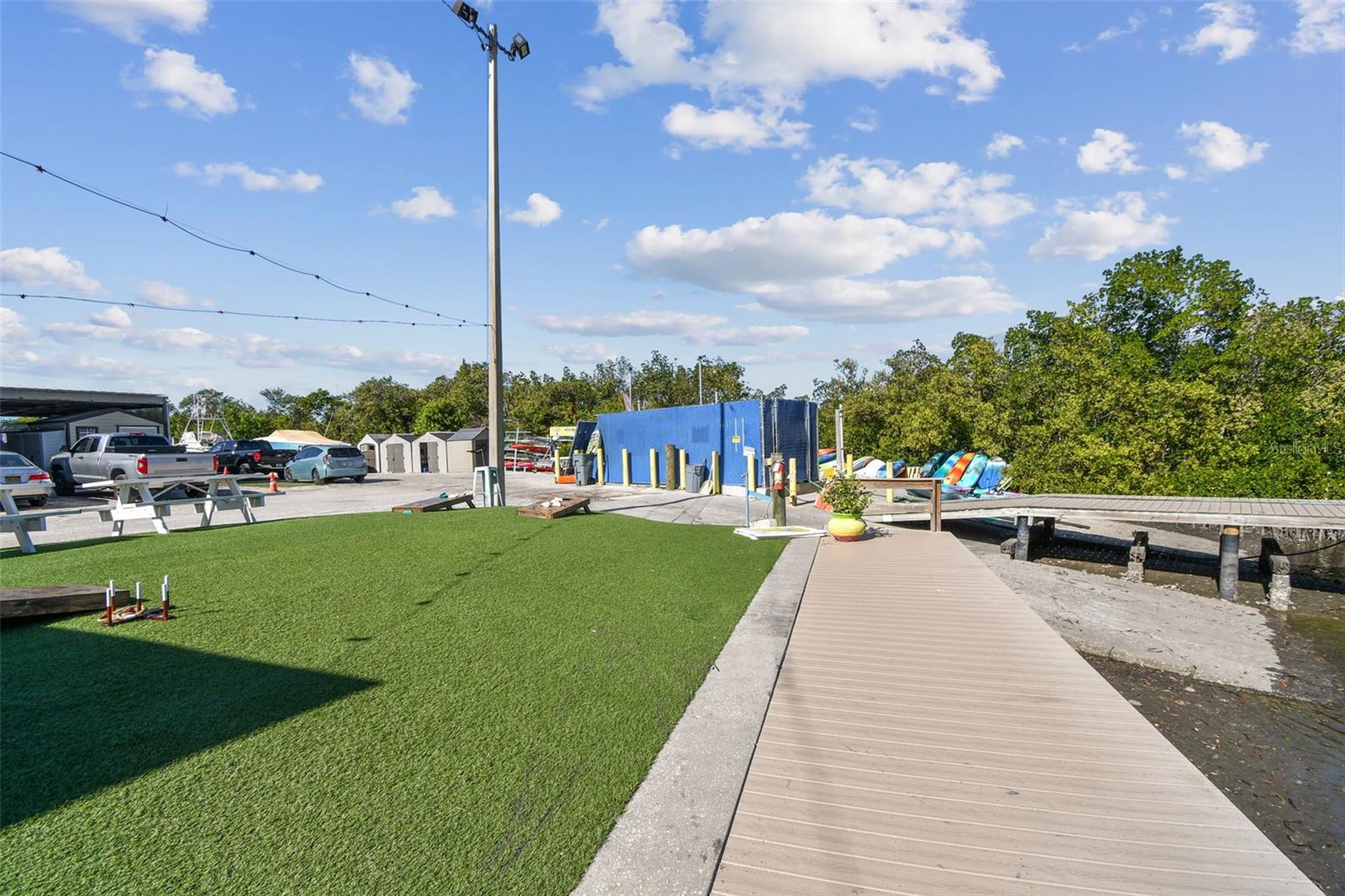 Image 92 of 99 For 900 Cove Cay Drive 5f