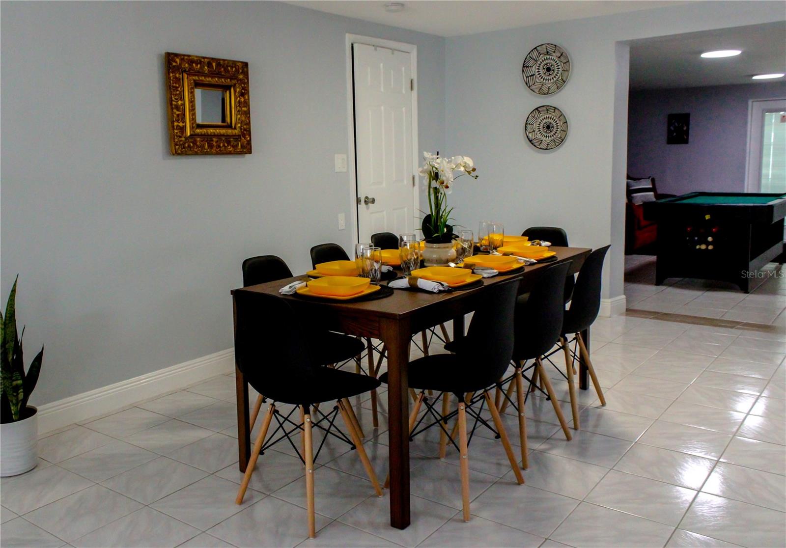 Image 17 of 68 For 7012 Center Creek Drive