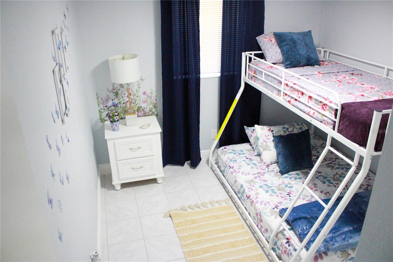 Image 9 of 68 For 7012 Center Creek Drive