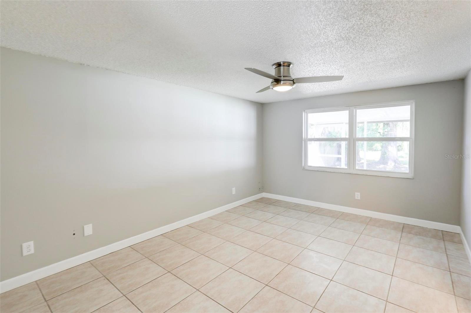 Image 18 of 32 For 16206 Sagebrush Road