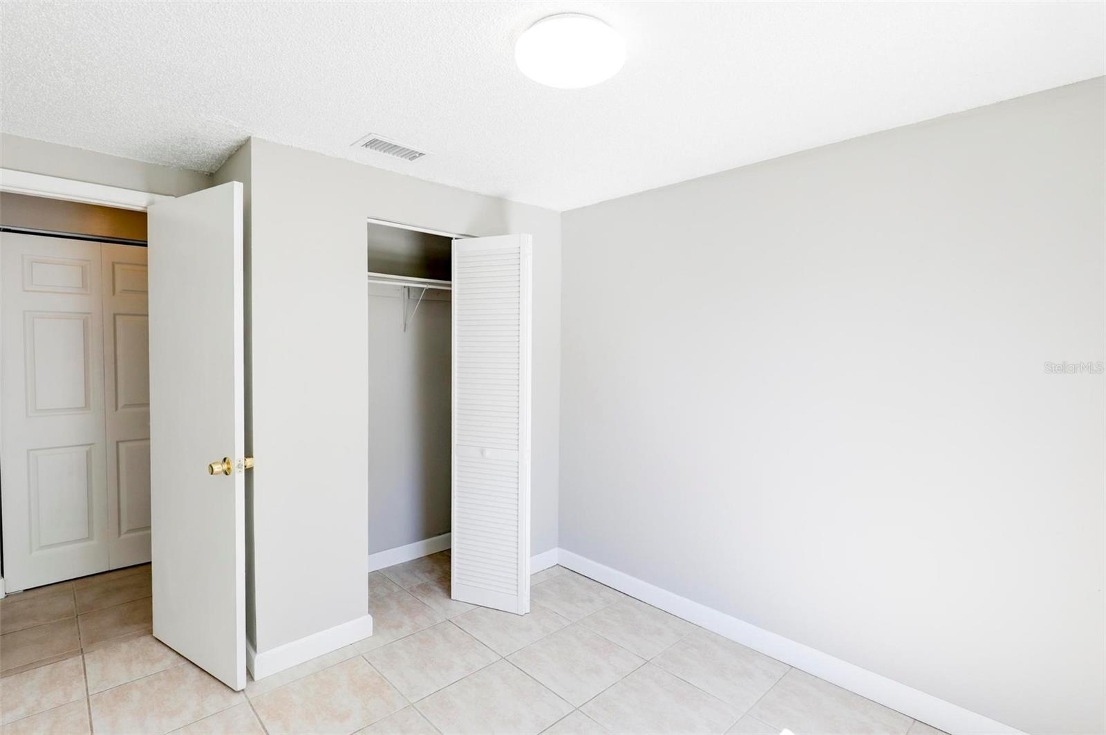 Image 19 of 32 For 16206 Sagebrush Road