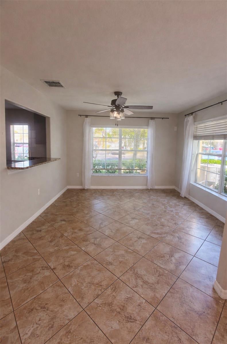 Image 10 of 24 For 9749 Trumpet Vine Loop