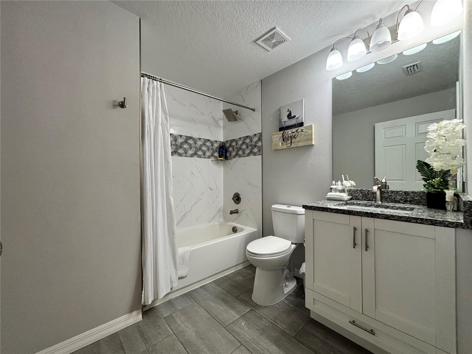 Image 9 of 18 For 1014 1-2 Okaloosa Avenue