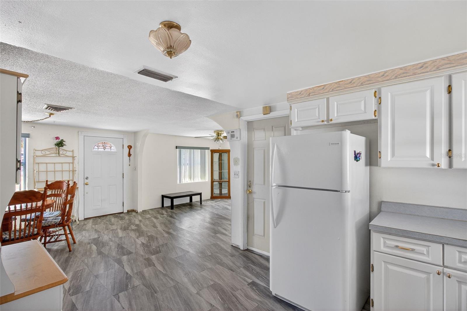 Image 14 of 41 For 5865 92nd Avenue N