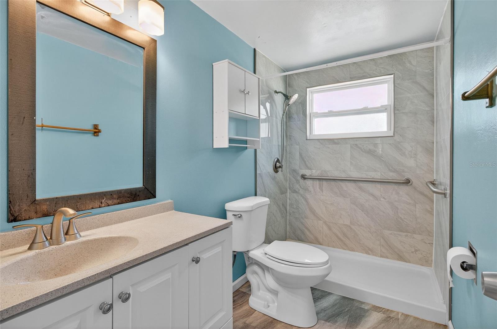 Image 15 of 41 For 5865 92nd Avenue N