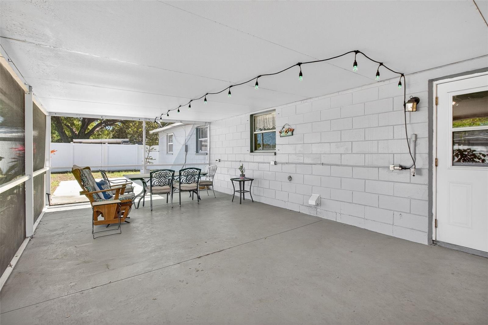 Image 27 of 41 For 5865 92nd Avenue N