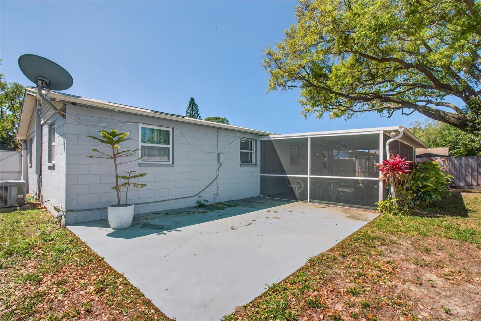 Image 30 of 41 For 5865 92nd Avenue N