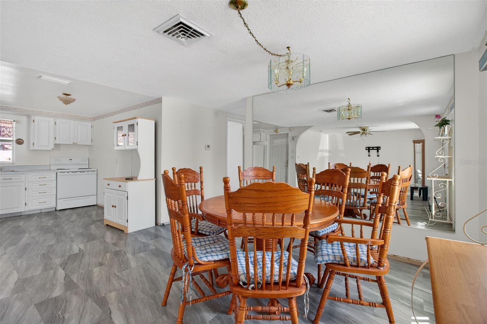 Image 9 of 41 For 5865 92nd Avenue N