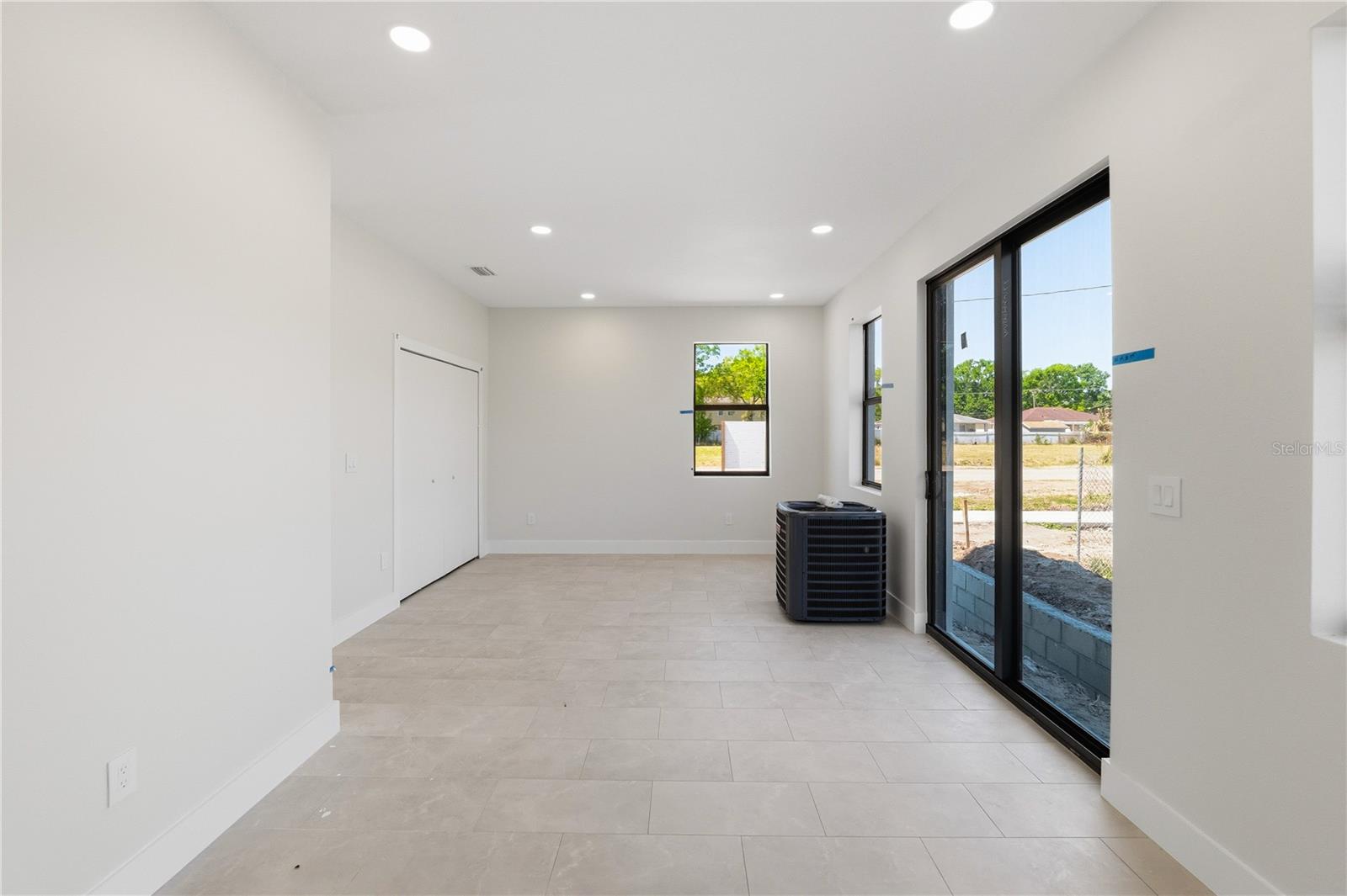 Image 7 of 24 For 4355 Fontanarosa Village Court