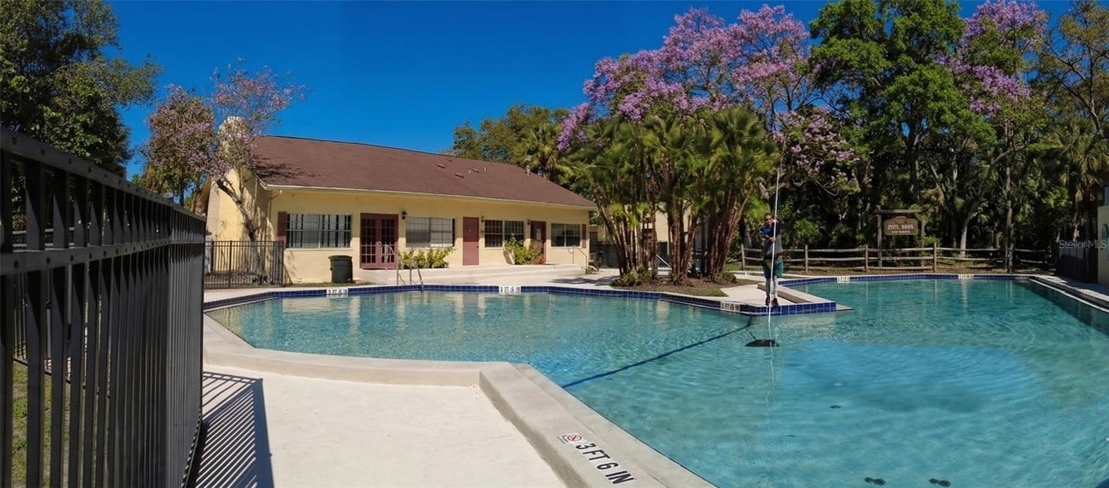 Image 7 of 9 For 7327 Abonado Road 7327