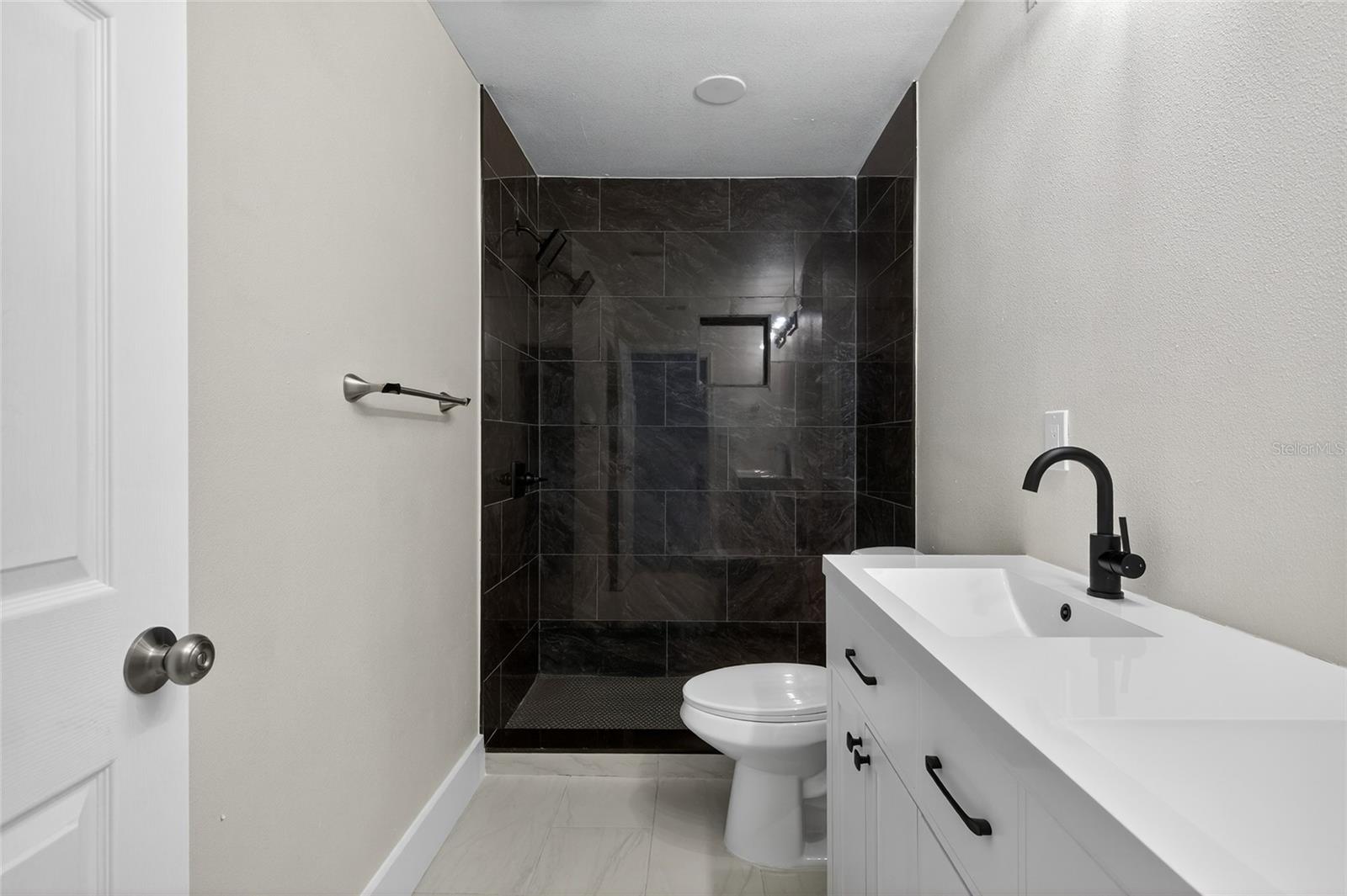 Image 10 of 25 For 4248 4th Avenue S