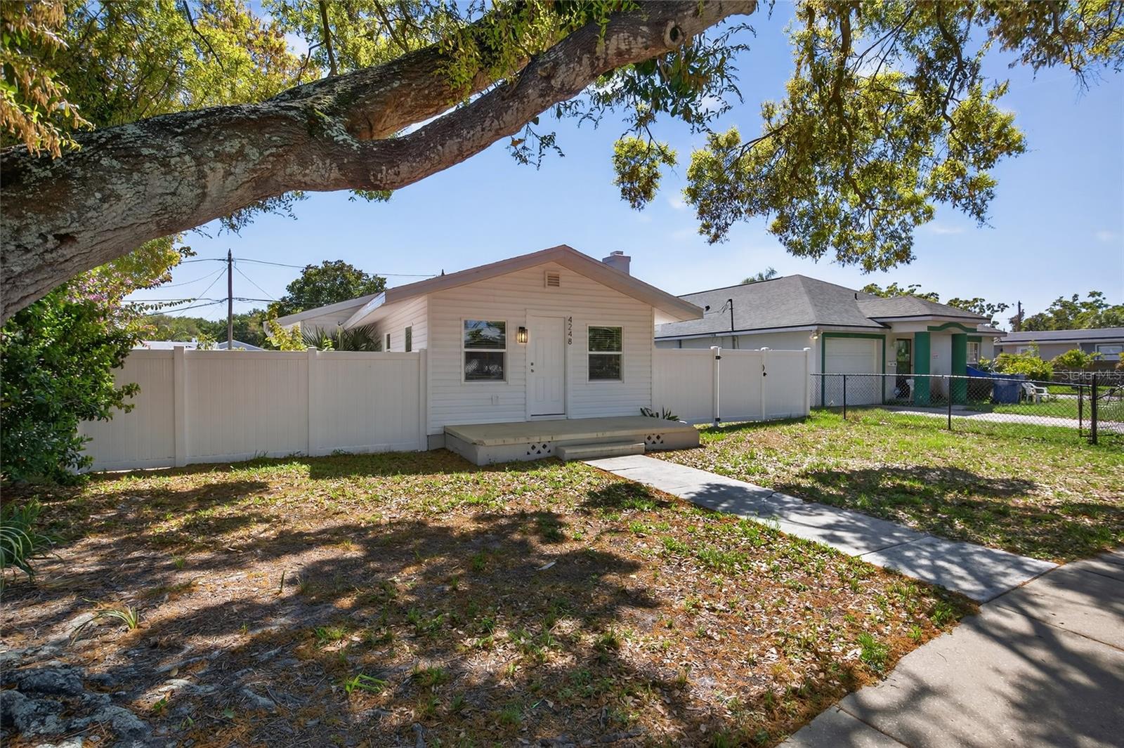 Image 18 of 25 For 4248 4th Avenue S