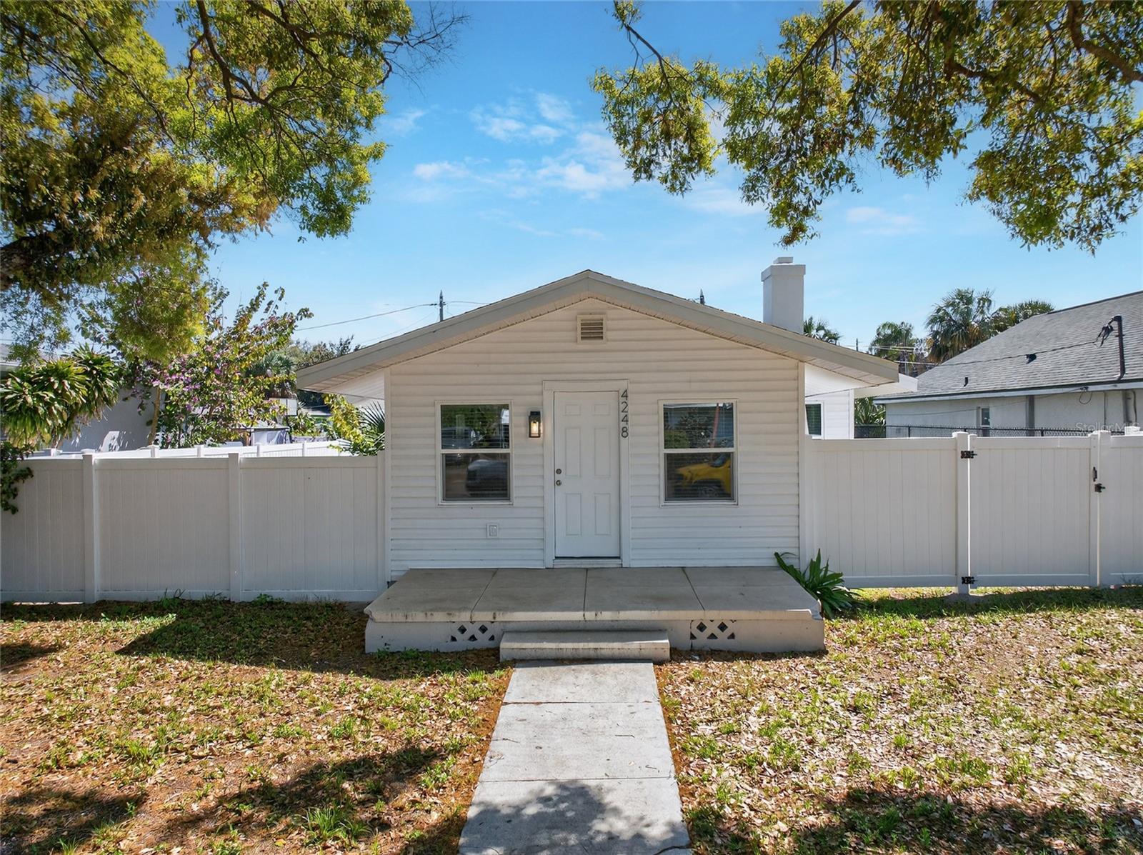 Image 23 of 25 For 4248 4th Avenue S