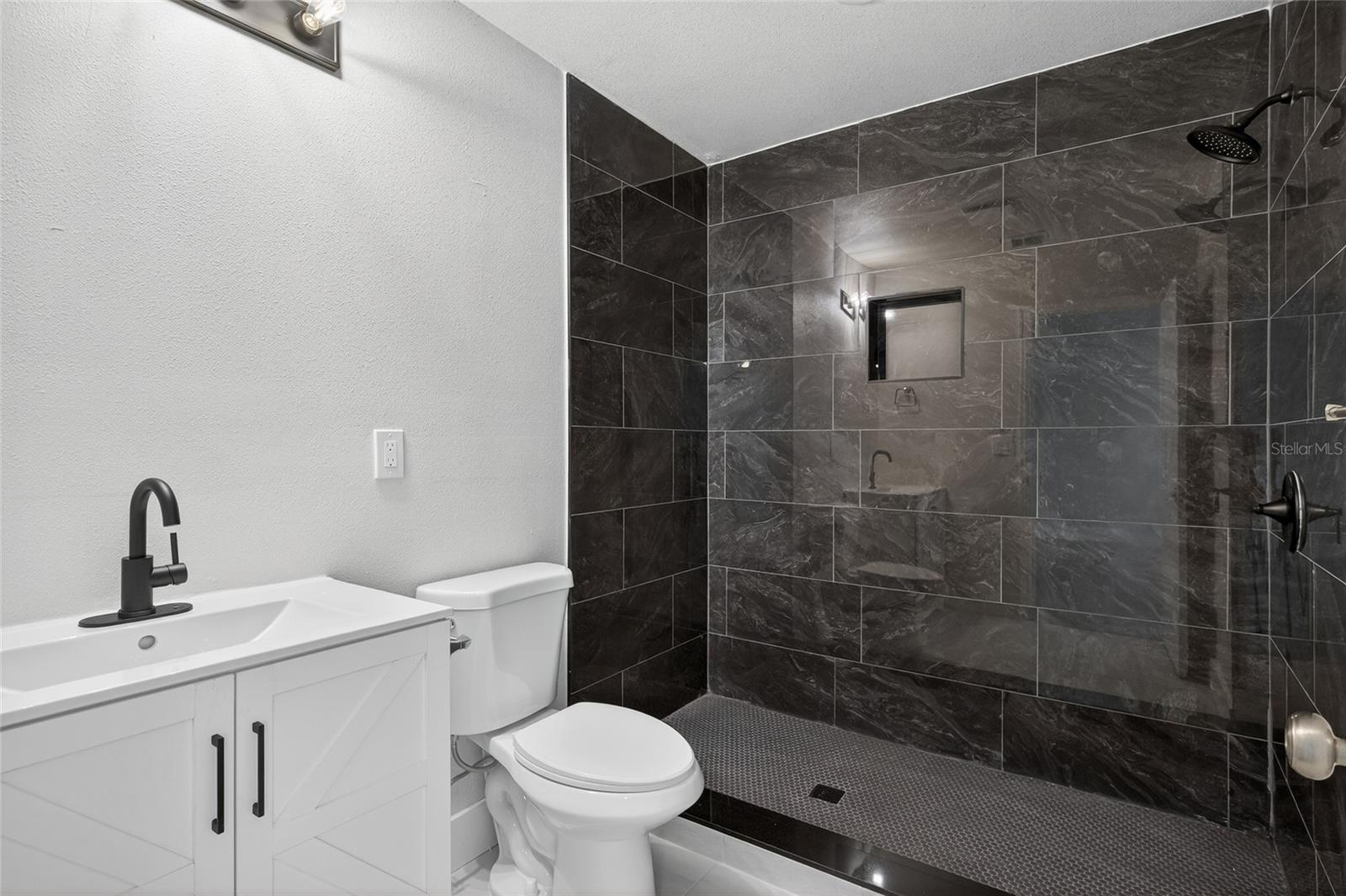 Image 9 of 25 For 4248 4th Avenue S