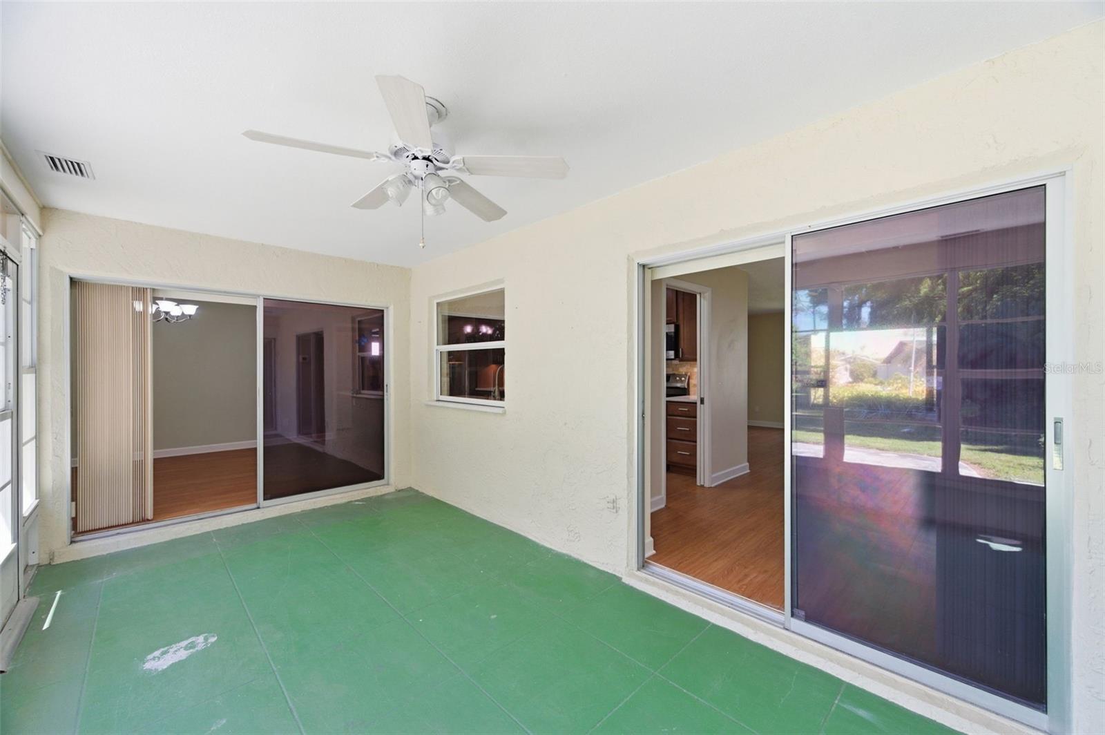 Image 30 of 40 For 2928 Macalpin Drive S