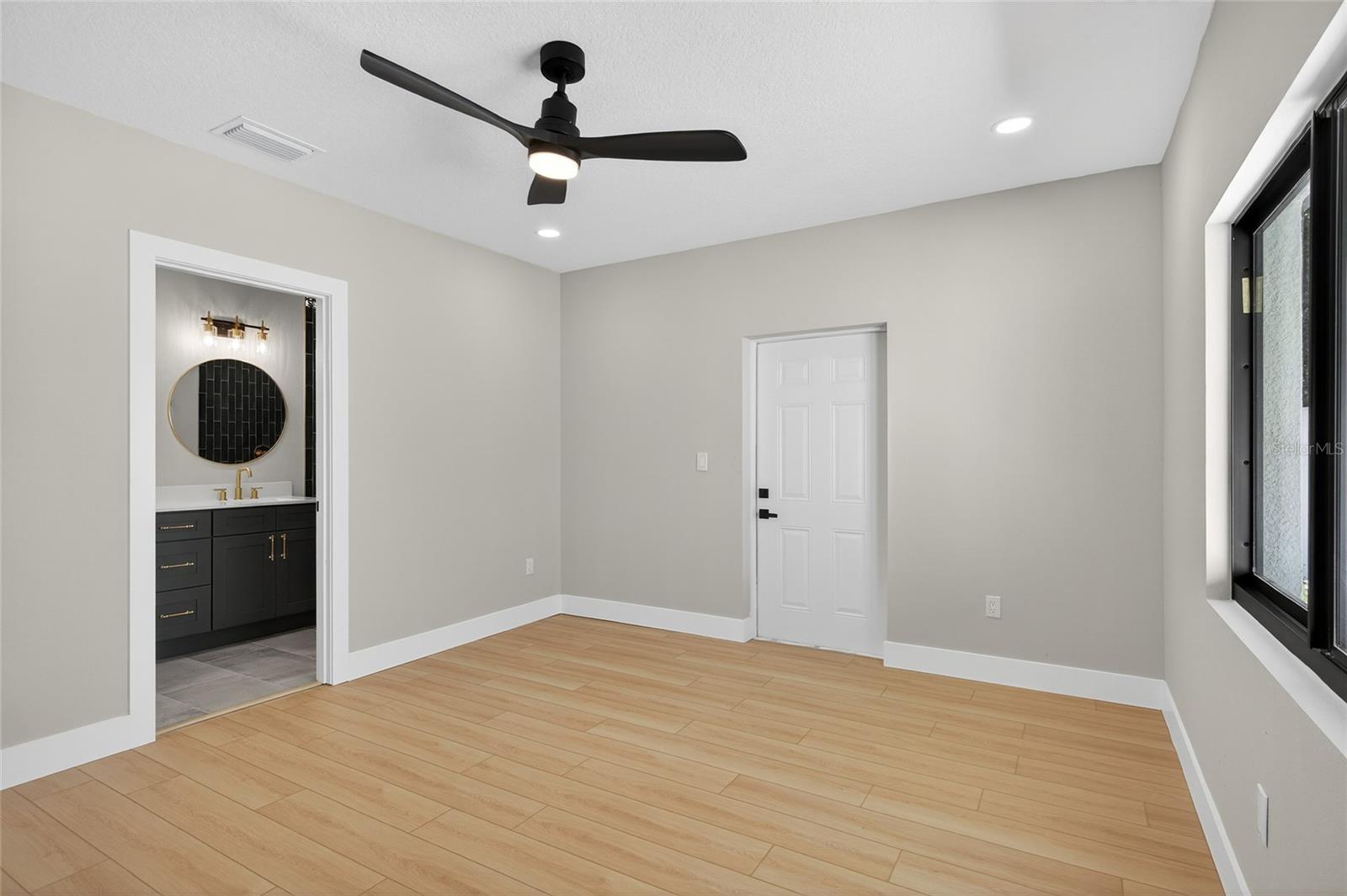 Image 25 of 39 For 3512 Mcelroy Avenue